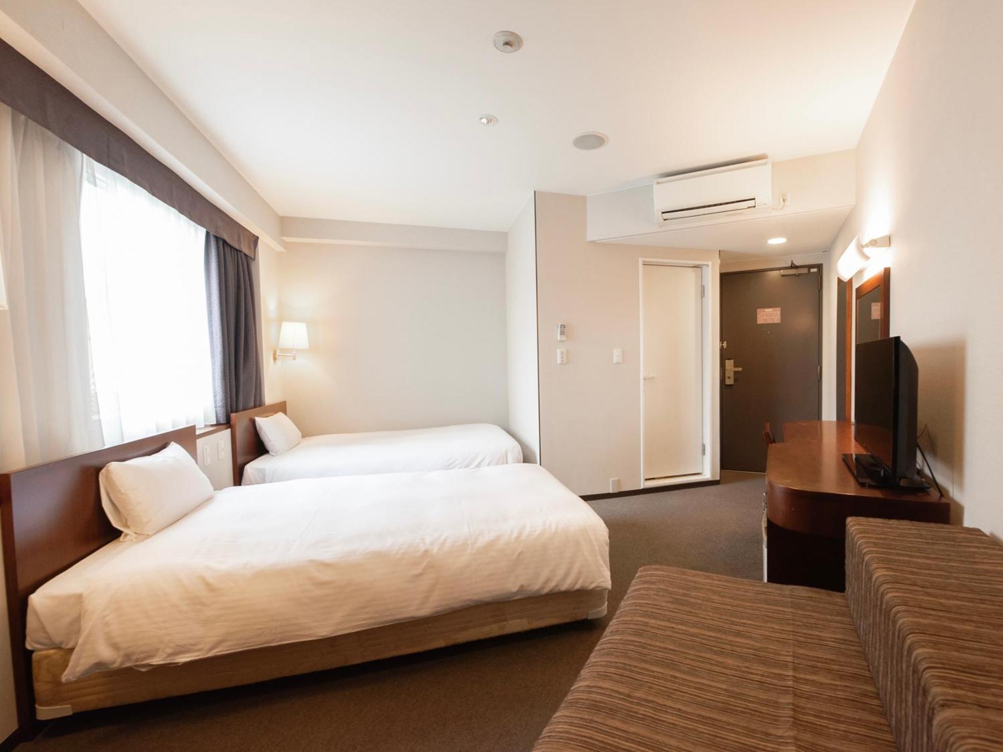 Hotel Hillarys Osaka Bilik gambar